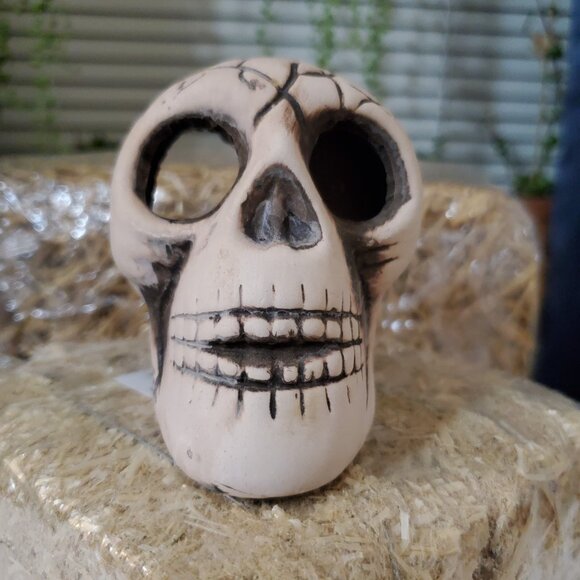 Vintage Ceramic Clay Skull Tea Light Candle Holder - KOREA - Picture 7 of 8